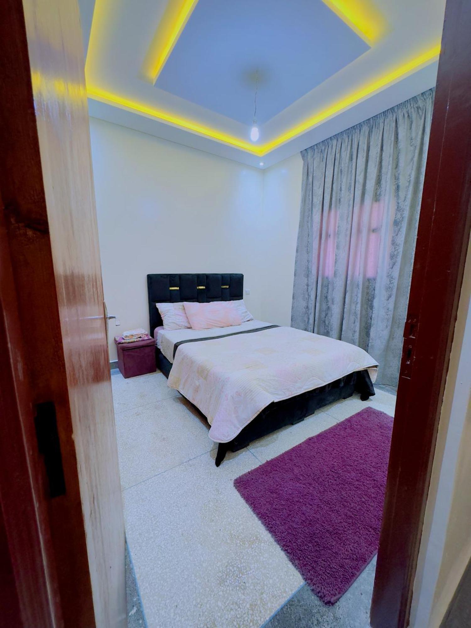 Quiet Central Home Near Beach - High Speed Wifi, Free Parking & Private Entry Agadir Exterior photo